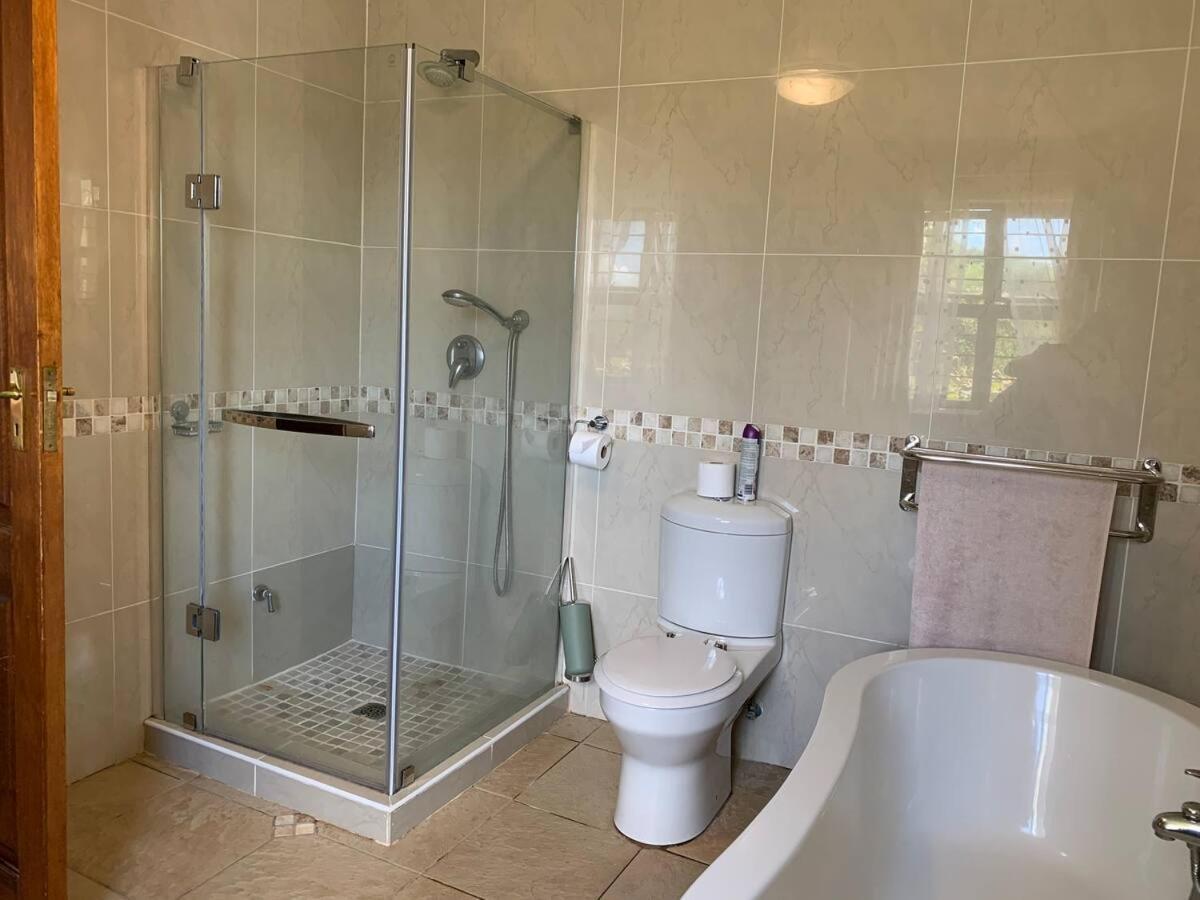 Mountain Rose Guesthouse Луіс-Трічард Екстер'єр фото
