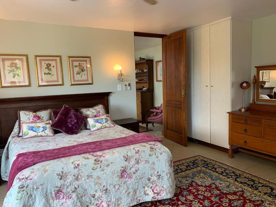 Mountain Rose Guesthouse Луіс-Трічард Екстер'єр фото