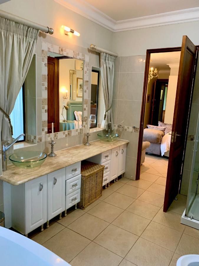 Mountain Rose Guesthouse Луіс-Трічард Екстер'єр фото